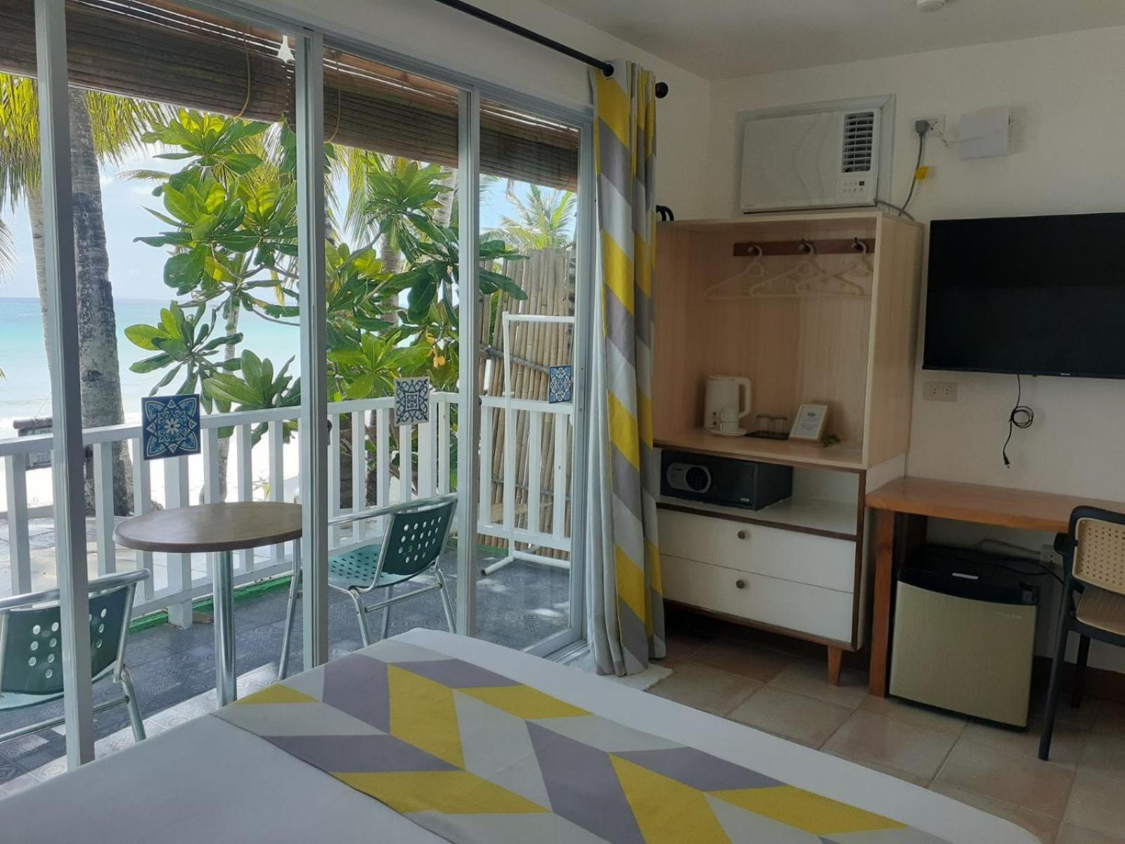 Bluewaves Beach House Balabag  Eksteriør bilde